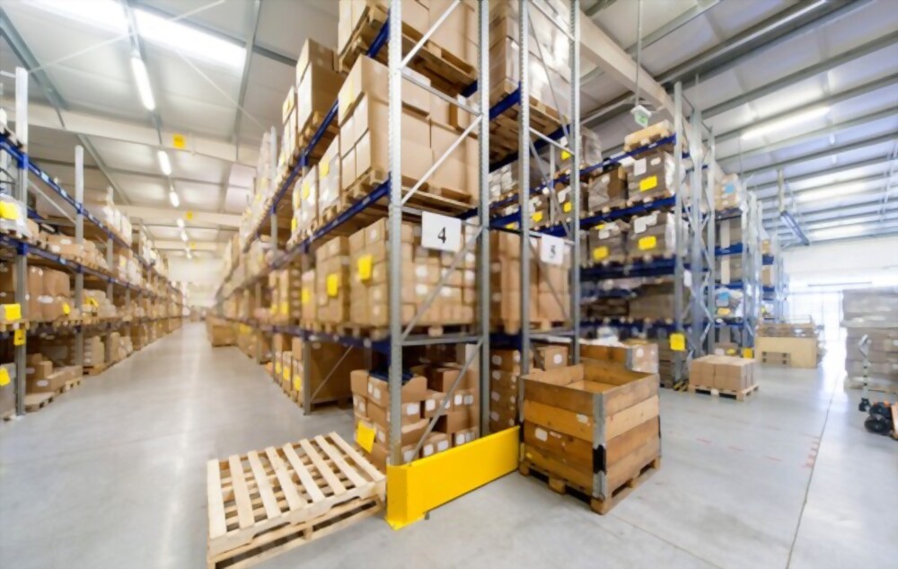 Importance of lighting in warehouse